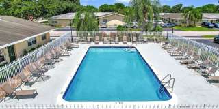 632 SW Kathy Ct Gallery 30