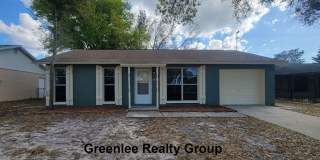 Updated 2 Bedroom/1 Bathroom Home, Large Fenced Yard, Garage, Pet Friendly Gallery 1