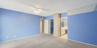 3518 Blackstone Street Gallery 27