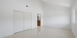 18785 Paseo Picasso Gallery 18