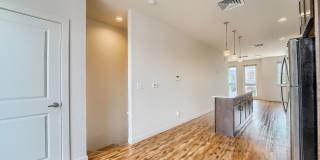 Modern 3-Bedroom Curtis Park Townhome Steps from RiNo & Larimer Street Gallery 11