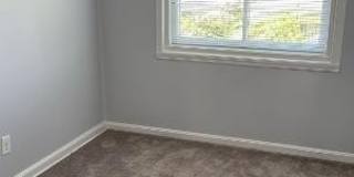 864 BELLEVUE Street SE Gallery 5