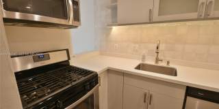 6884 N Kendall Dr Gallery 25