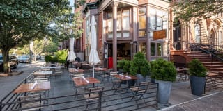 Hudson Point Gallery 38