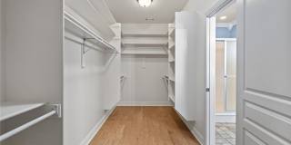3907 NE Cadbury Avenue Gallery 6