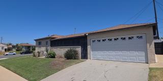 Updated 3-Bedroom Home with Bonus Room, New Appliances & New Central Air Gallery 3