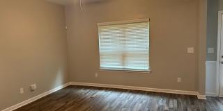 Spacious 3 Bedroom Home with 2-Car Garage in Union City! Gallery 4