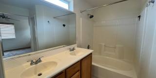 SW 3 bedroom ready to move in Gallery 22