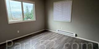 1/2 Off the 1st Full Month's Rent! Tacoma Area Fourplex - 2 Bedroom 1 Bathroom Apartment 1/2 Off the 1st Full Month's Rent! Tacoma Area Fourplex - 2 Bedroom 1 Bathroom Apartment Gallery 14