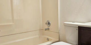 Lakewood Best Ever 3/2 Duplex All New Inside w/ Fenced Yard Gallery 25