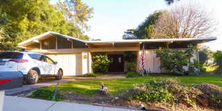 BEAUTIFUL 3 BEDROOM HOME WITH POOL IN THE HILLS OF LA CRESCENTA BEAUTIFUL 3 BEDROOM HOME WITH POOL IN THE HILLS OF LA CRESCENTA Gallery 1