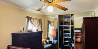 Los Robles Townhome – Flexible Furnishing Options Gallery 10