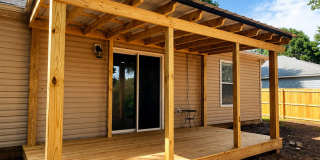 AVAILABLE NOW! HALF OFF FIRST MONTH'S RENT! Gallery 20