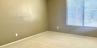 1048 Royal Skyline St Gallery 7