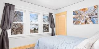 Available October - 3 Bedroom House with a Huge Garage! Gallery 12