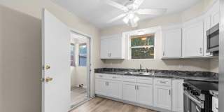 7115 LUCKY Drive E Gallery 10