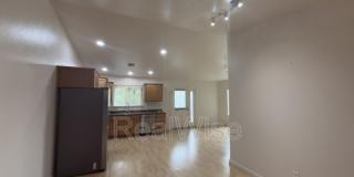 1384 NE Ridge Ave Gallery 10