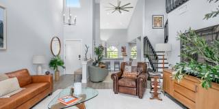 13549 Fountain View Boulevard Gallery 43