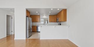 Top-Floor 3BR in Duplex Near BART | Vaulted Ceilings | In-Unit Laundry | Garage Parking Top-Floor 3BR in Duplex Near BART | Vaulted Ceilings | In-Unit Laundry | Garage Parking Gallery 11