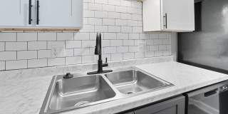 Candlelite Apartments Gallery 10