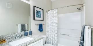 Lake House Apartments Gallery 46