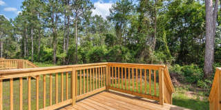 Spacious 4-Bedroom Townhome Gallery 22
