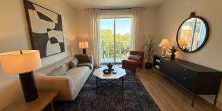 Pearl Springdale Gallery 16