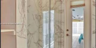 2321 SE 15th St Gallery 13