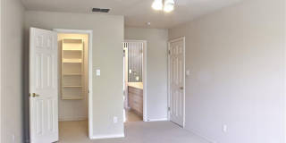 4 bedroom 3.5 bathrooms Gallery 35