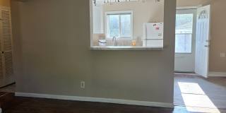 22521 Ira Boulevard Gallery 7
