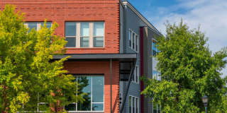 Sola Station Canalside Apartments Gallery 4