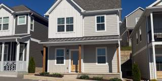 Luxury 4-Bedroom Home at Highbury | Summer Special + Resort-Style Amenities Gallery 1