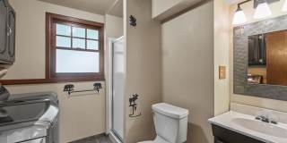 Beautiful 4 bed, 2 bath on Cul-de-sac  w/ large yard available in Central Loveland Gallery 23