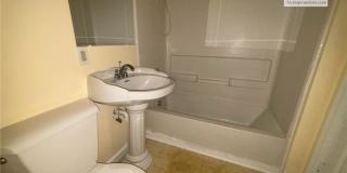 3916 Middle Street Gallery 11