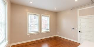157-301 N. Main Street Gallery 5
