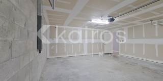 1010 Kaye Street East Gallery 18