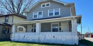 2960 N Park Ave Gallery 1