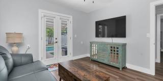528 77TH Avenue Gallery 5