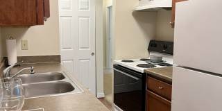 Greenway Commons Gallery 1