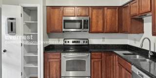 1268 Michigan Avenue Gallery 2