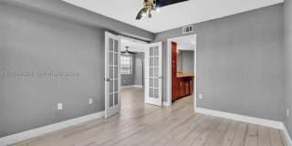 2851 N Oakland Forest Dr Gallery 15