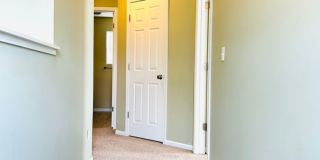 Large 3 bedroom Home, North Park Area Gallery 12