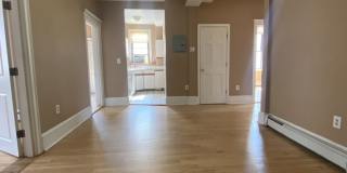 Large 4 bed in Allston Gallery 7