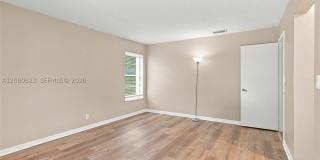 7196 SW 22nd Pl Gallery 18