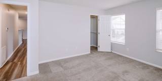 Sunbury Commons Gallery 25