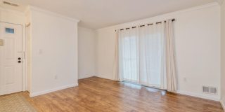 101 QUINCE Court Gallery 3