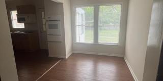 3220 Beech Gallery 6