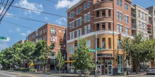 525 East Apartments Gallery 25