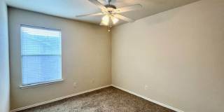 Large 3/2.5 ~ Conveniently located to JBSA Lackland and JBSA Kelly Field Annex ~ Move in Ready! Gallery 23