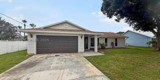 2302 SW Fern cir Gallery 1